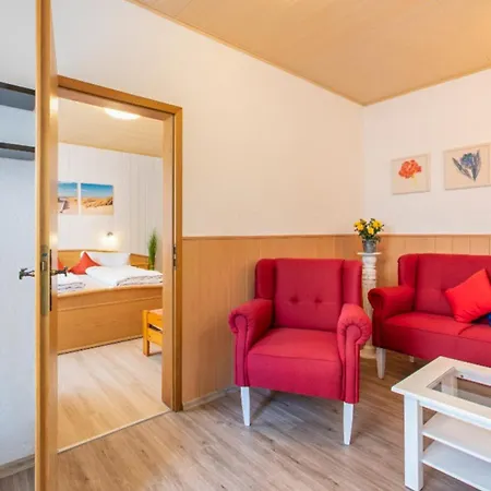 Uns Luett Huus Apartament *